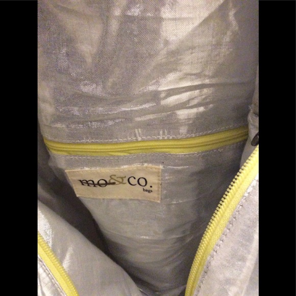 Athleta Mo & Co Serevina carry bag - Picture 8 of 13